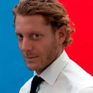 LAPO ELKANN CONTRO TUTTI