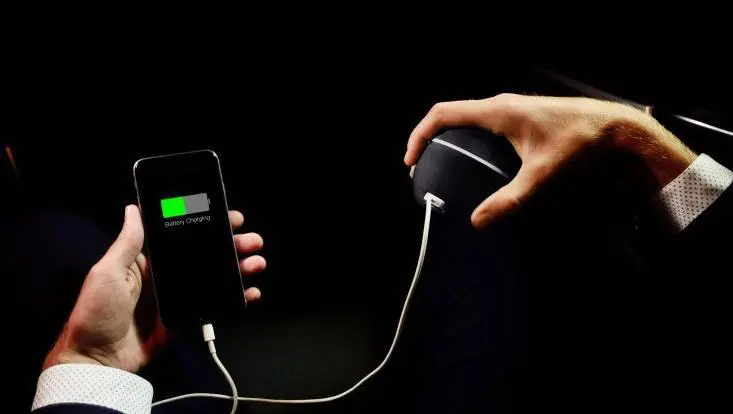 Le batterie del nuovo iPhone 8 Plus potrebbero avere un problema