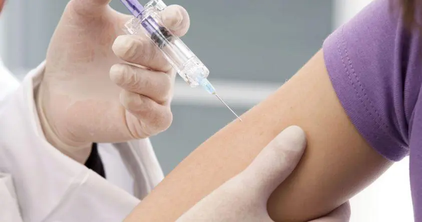 Vaccini: stimati 30mila bimbi non in regola