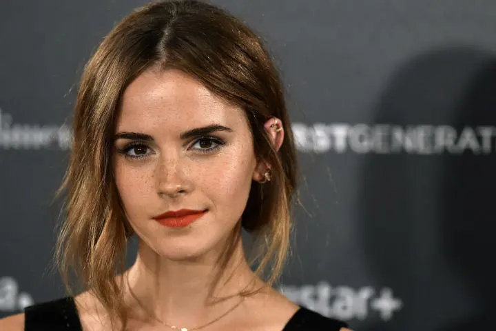 Molestie sessuali, Emma Watson dona un milione di sterline per aiutare le vittime