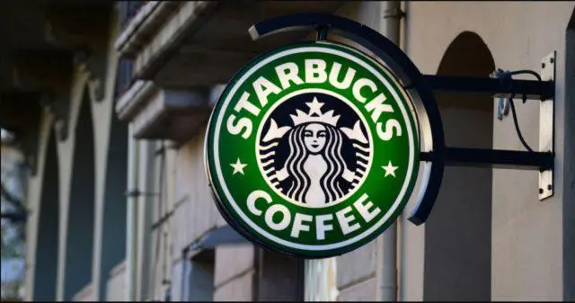 Starbucks-Uber: alleanza per consegnare il caffè a domicilio