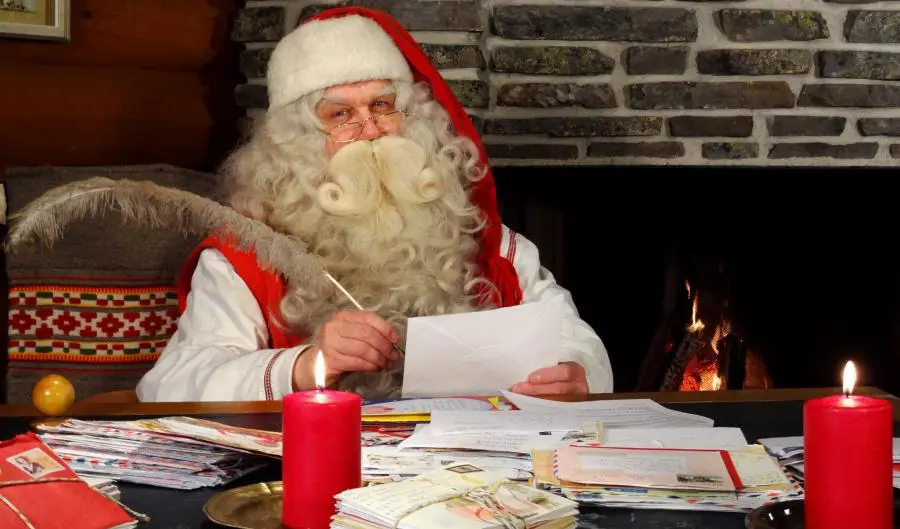 La magia di Babbo Natale? Si smette di crederci a otto anni