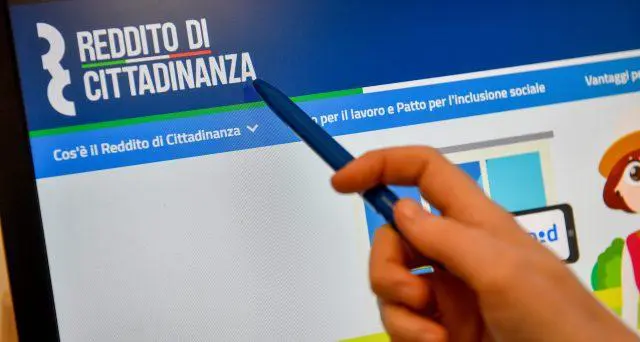 Reddito di cittadinanza: taglio del 20% per chi non lo spende