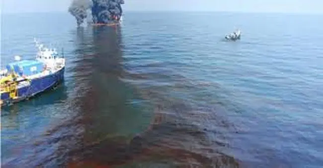 Questa immagine ha l'attributo alt vuoto; il nome del file è deepwater-horizon.jpg