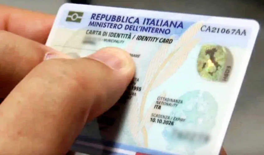 Pa, con carta identità elettronica accesso tramite smartphone