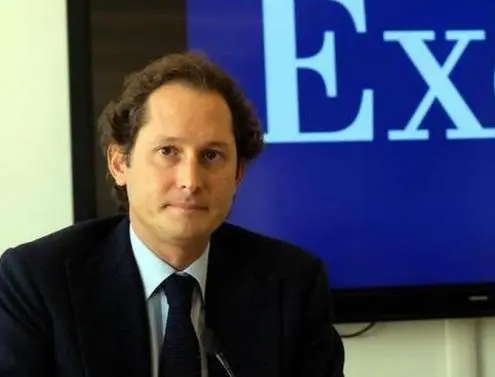 Questa immagine ha l'attributo alt vuoto; il nome del file è john-Elkann.jpg