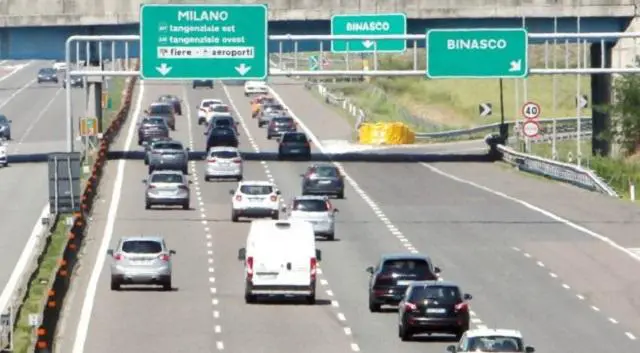 Autostrade, gli aumenti dei pedaggi nel 2024: la stangata per il Frejus e Monte Bianco