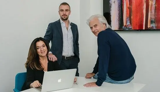 NEF sceglie DENTSUX  e torna in TV con il marchio Re Salmone