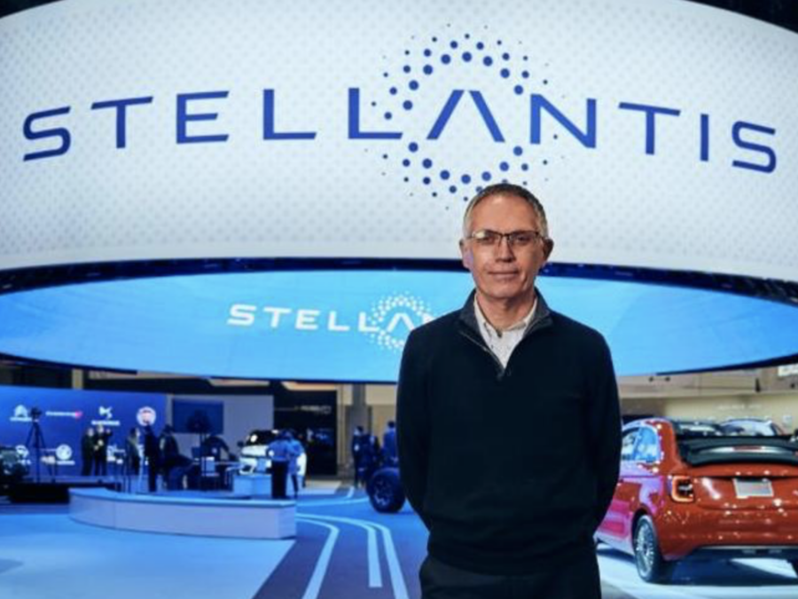 Stellantis, BlackBerry QNX e AWS lanciano il cockpit virtuale, trasformando l’ingegneria del software all’interno del veicolo