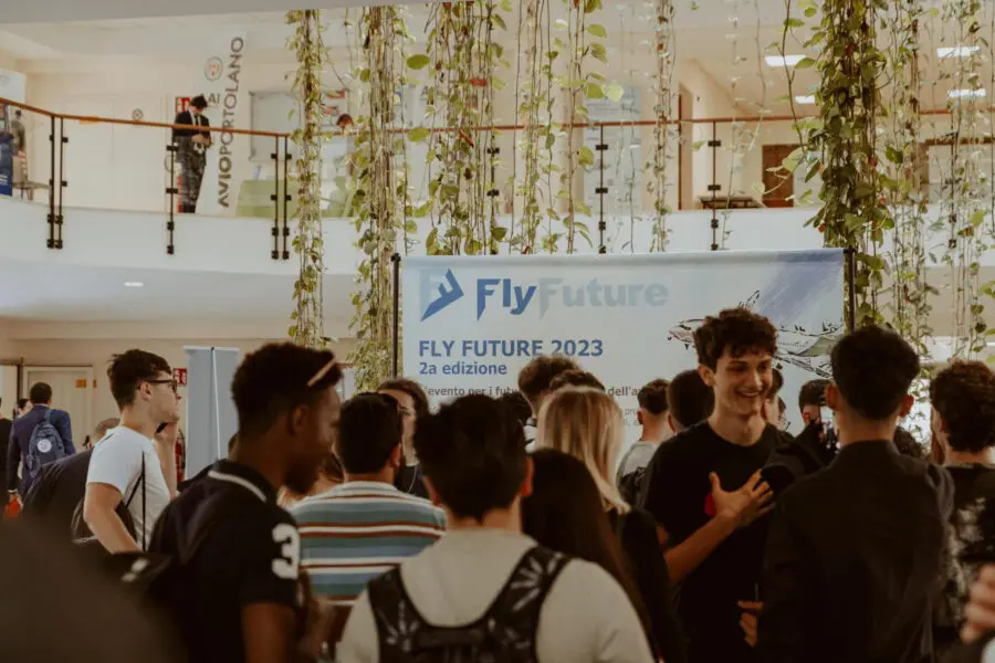 Fly Future: cresce l’evento a Roma su giovani e aerospazio