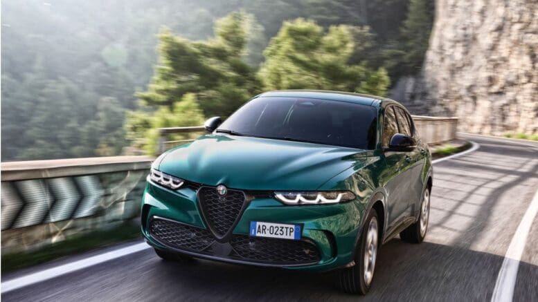 Alfa Romeo Giulia: nuovo frontale per la popolare berlina 